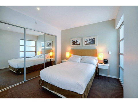 H Star Residences-- Paradise Stayz - Accommodation Directory 8
