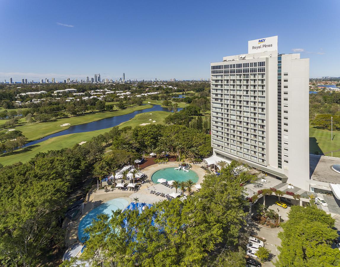 Ashmore QLD Accommodation Directory