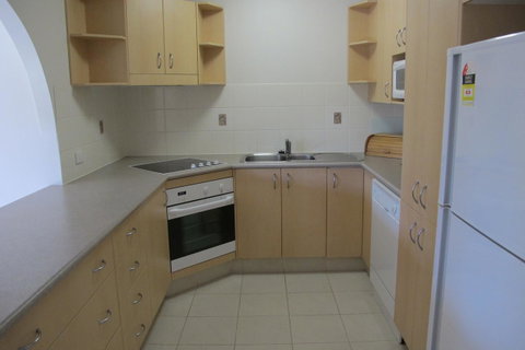 Grangewood Court Apartments - Accommodation Directory 28