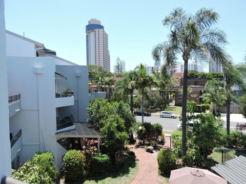 Grangewood Court Apartments - Accommodation Directory 10