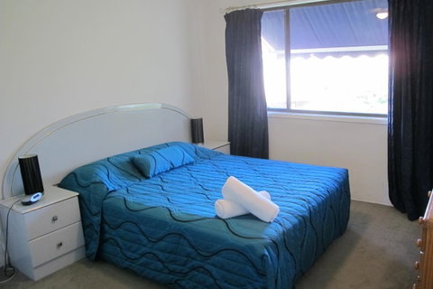 Grangewood Court Apartments - Accommodation Directory 15
