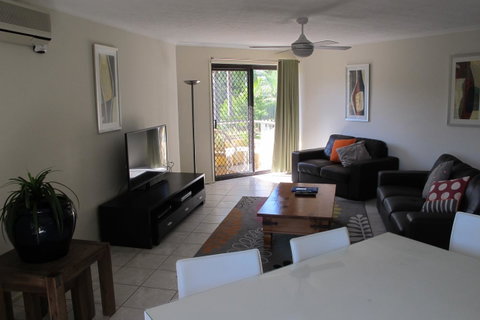 Grangewood Court Apartments - Accommodation Directory 13