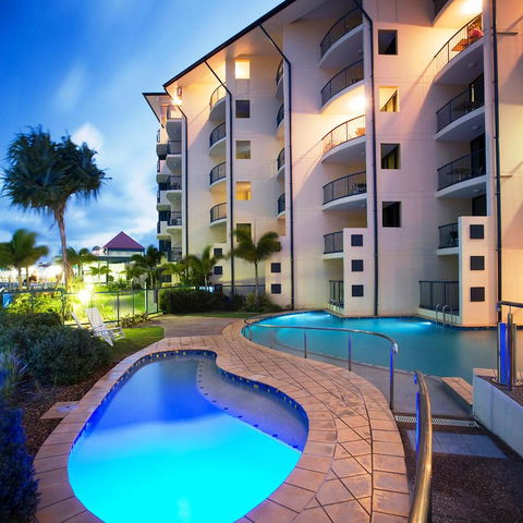 Mantra Hervey Bay - Accommodation Directory 22