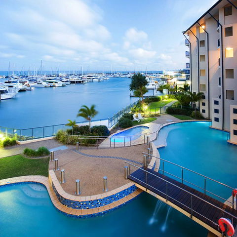 Mantra Hervey Bay - Accommodation Directory 0