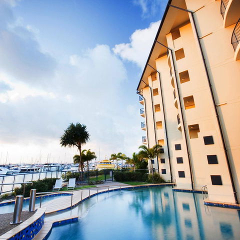 Mantra Hervey Bay - Accommodation Directory 11