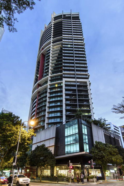 Oaks Brisbane On Felix Suites - Accommodation Directory 16