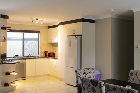 Atricom - Accommodation Directory 5