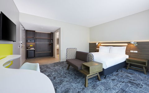 Holiday Inn Express Brisbane Central, An IHG Hotel - Accommodation Directory 41
