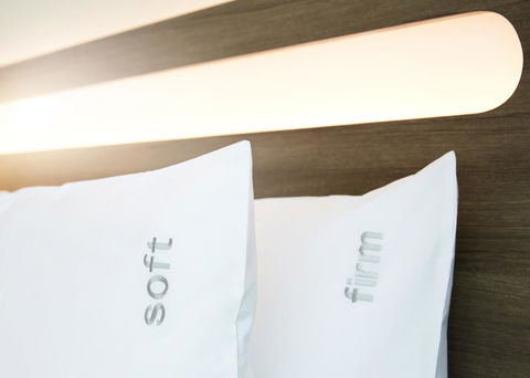 Holiday Inn Express Brisbane Central, An IHG Hotel - Accommodation Directory 14