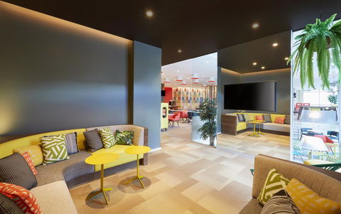 Holiday Inn Express Brisbane Central, An IHG Hotel - Accommodation Directory 11