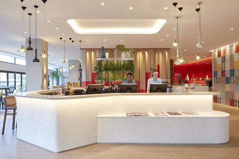 Holiday Inn Express Brisbane Central, An IHG Hotel - Accommodation Directory 23