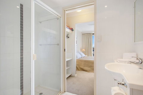 Ocean Royale - Accommodation Directory 31