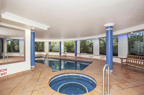 ULTIQA Burleigh Mediterranean Resort - Accommodation Directory 22