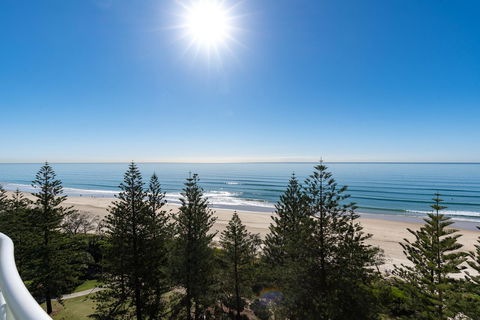 ULTIQA Burleigh Mediterranean Resort - Accommodation Directory 15