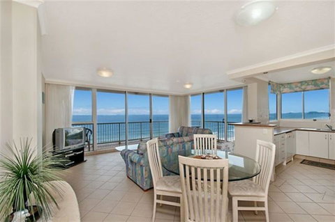 Boulevard Towers On Broadbeach - Accommodation Directory 28