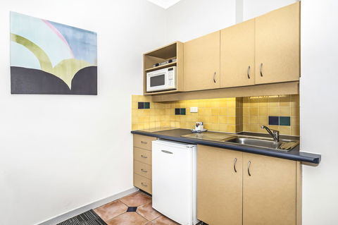 City Palms Brisbane - Accommodation Directory 23