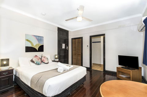 City Palms Brisbane - Accommodation Directory 28
