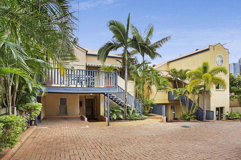 City Palms Brisbane - Accommodation Directory 31