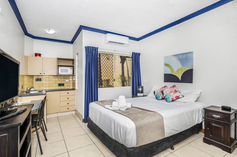 City Palms Brisbane - Accommodation Directory 7