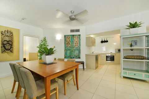 Club Tropical Resort - Official Onsite Reception & Check In - Accommodation Directory 1
