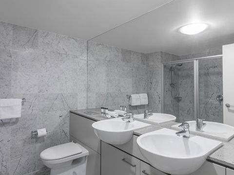 Oaks Brisbane Casino Tower Suites - Accommodation Directory 5