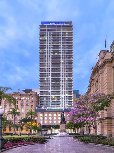 Oaks Brisbane Casino Tower Suites - Accommodation Directory 3