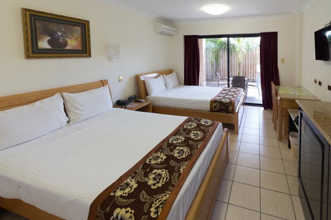 Novena Palms Motel - Accommodation Directory 21