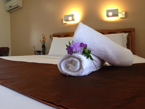 Novena Palms Motel - Accommodation Directory 15