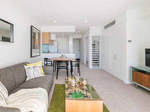 DoubleOne3 Apartments - Accommodation Directory 30