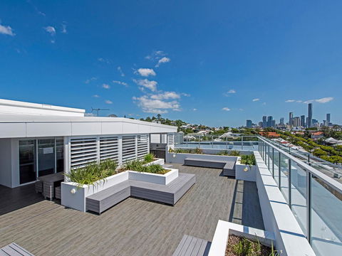 DoubleOne3 Apartments - Accommodation Directory 24