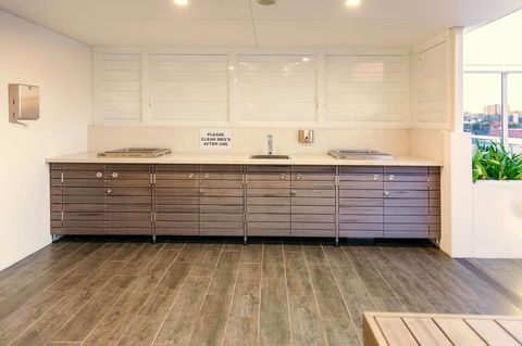DoubleOne3 Apartments - Accommodation Directory 36