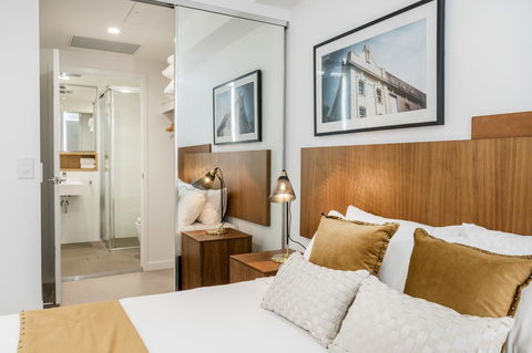 DoubleOne3 Apartments - Accommodation Directory 5