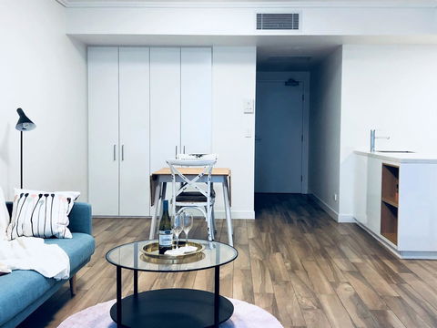 DoubleOne3 Apartments - Accommodation Directory 14