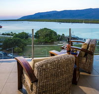 Jack and Newell Holiday Apartments - Accommodation Directory