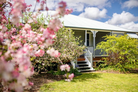 Apple Blossom Cottages - Accommodation Directory 1