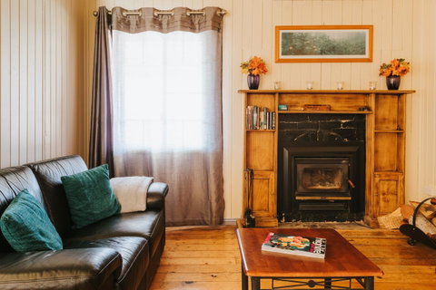 Apple Blossom Cottages - Accommodation Directory 4