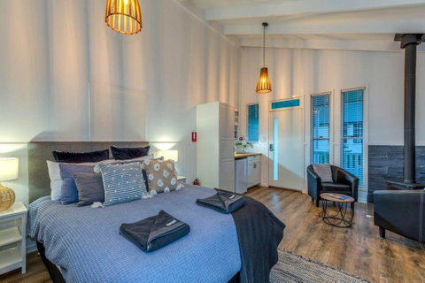 Hampton Estate Wines - Accommodation Directory 2