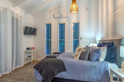 Hampton Estate Wines - Accommodation Directory 4