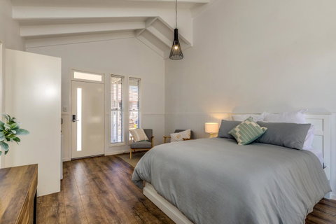 Hampton Estate Wines - Accommodation Directory 31