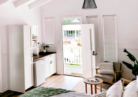 Hampton Estate Wines - Accommodation Directory 22