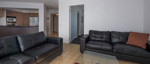 Broadbeach Savannah Resort - Accommodation Directory 17