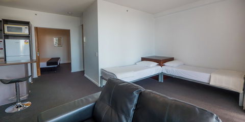 Broadbeach Savannah Resort - Accommodation Directory 25