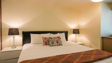 Broadbeach Savannah Resort - Accommodation Directory 5