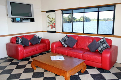 Coomera Houseboats - Accommodation Directory 17