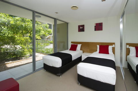 Blue On Blue Apartment 914 - Accommodation Directory 7