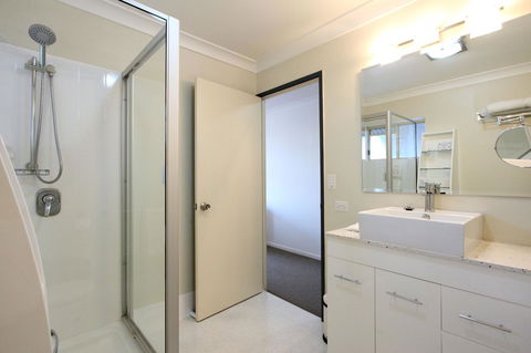 Best Western Gregory Terrace - Accommodation Directory 21