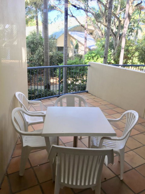 CHA Private Apts Diamond Beach - Accommodation Directory 27