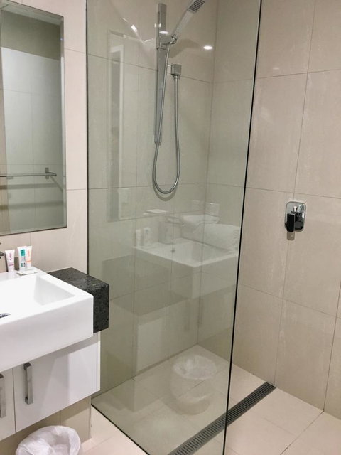 CHA Private Apts Diamond Beach - Accommodation Directory 23