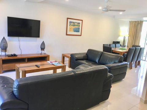 CHA Private Apts Diamond Beach - Accommodation Directory 12