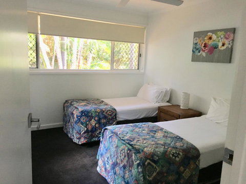 CHA Private Apts Diamond Beach - Accommodation Directory 25